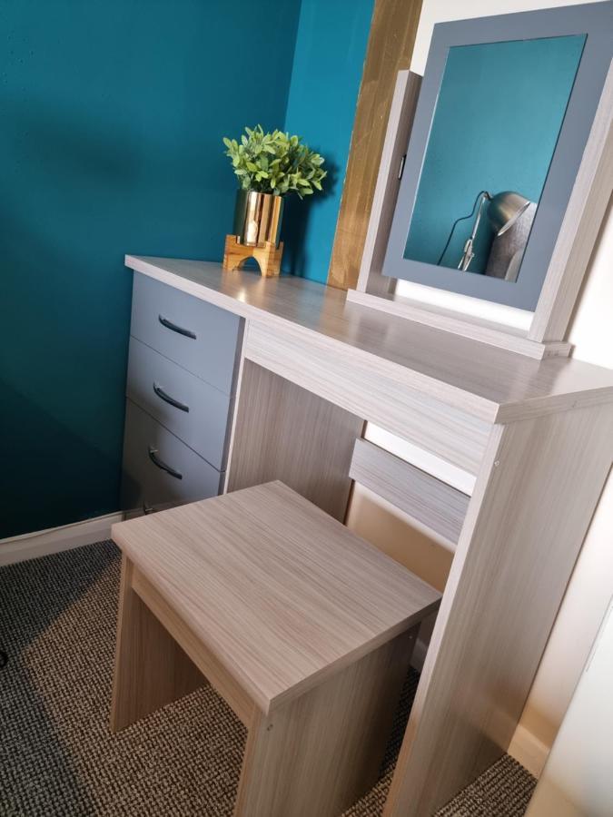 Lovely 2 Bedroom Serviced Apartment With Parking Mansfield Buitenkant foto