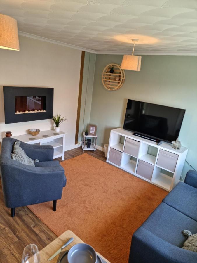 Lovely 2 Bedroom Serviced Apartment With Parking Mansfield Buitenkant foto